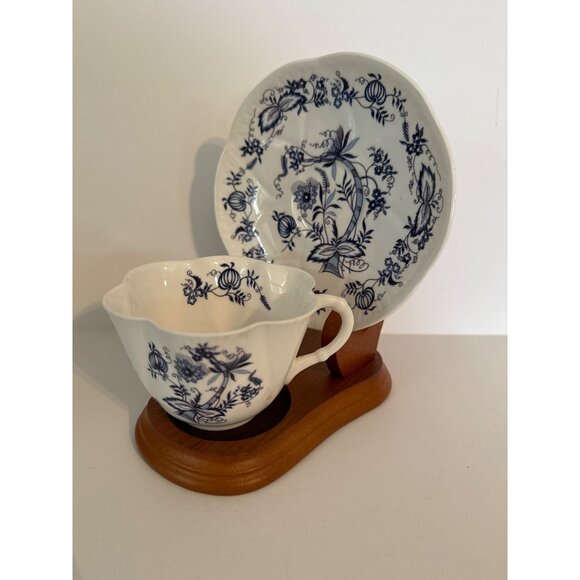 Shelley England Meissenette Fine Bone China Cup & Saucer Set Blue White - Picture 3 of 6
